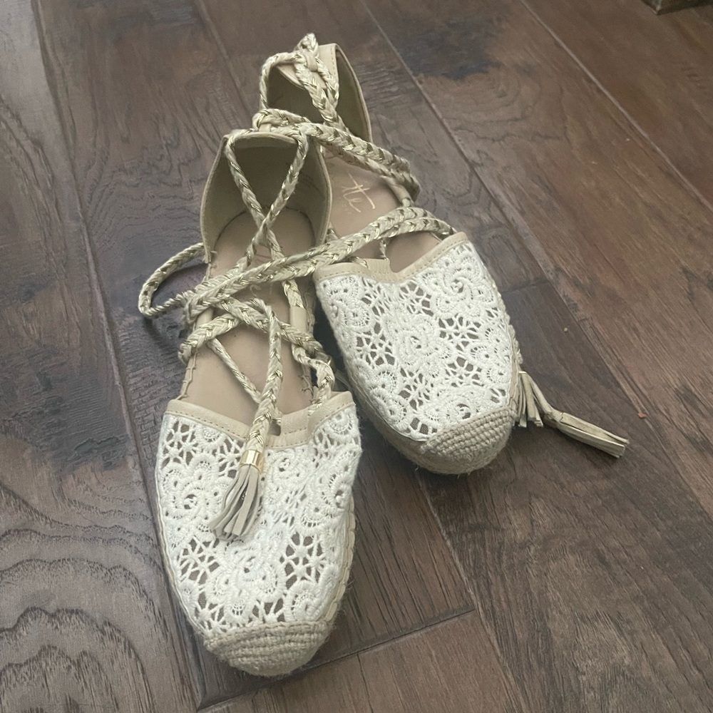 Nanette Lenore espadrilles size 7